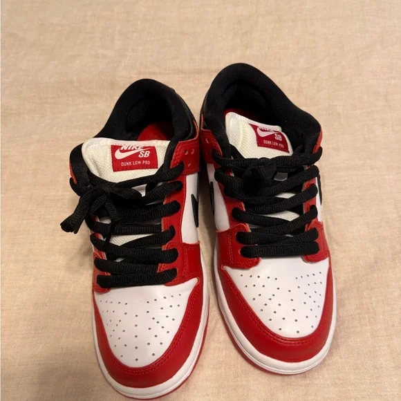 Nike SB Dunk low pro ‘J-pack Chicago’ sneakers varsity red size 38 /5.5 EUC
